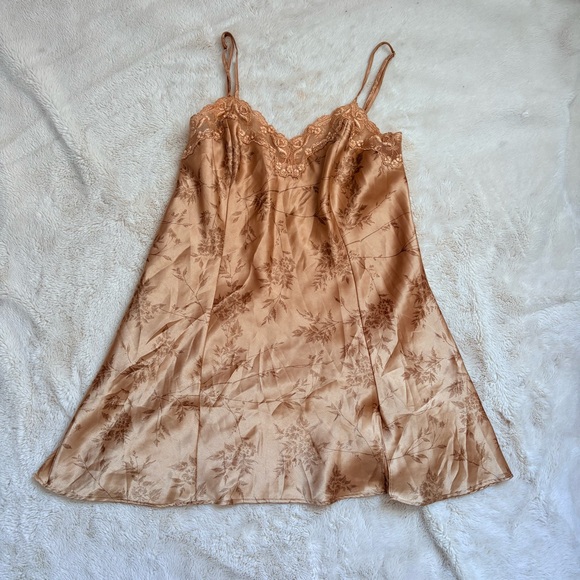 Victoria’s Secret Gold Satin Slip – Small | Boudoir Glam 90s Supermodel Lingerie - Picture 4 of 9